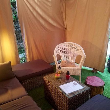 Normandy Cottage Gagny Екстер'єр фото
