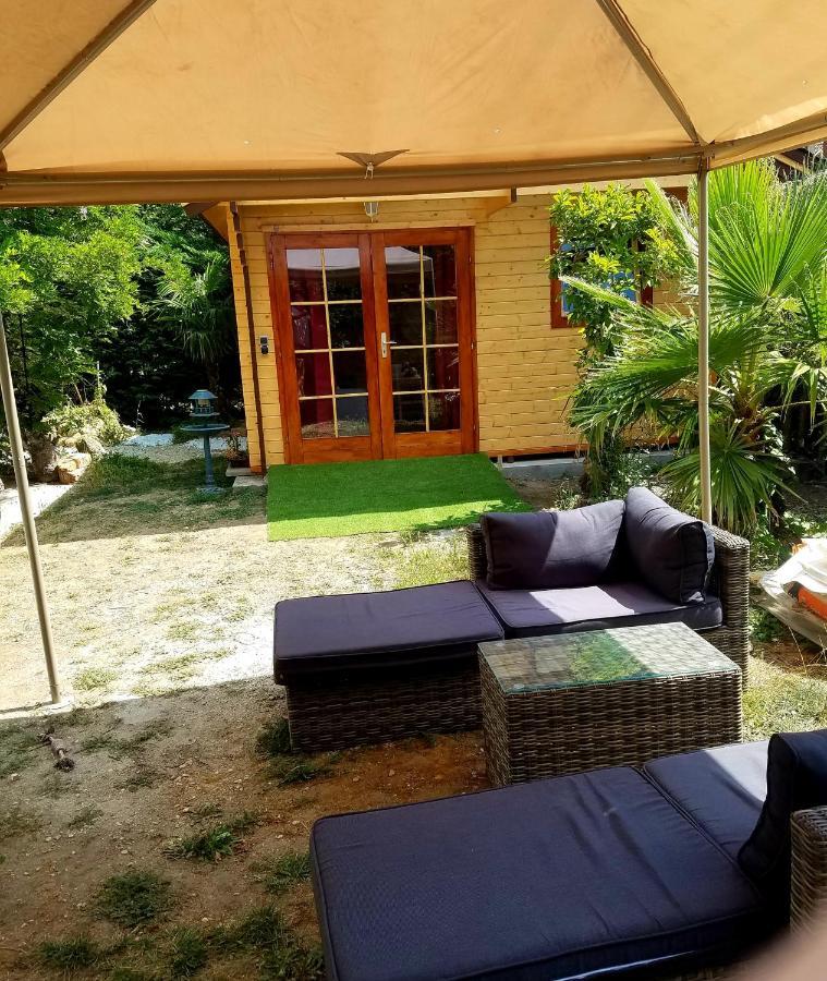 Normandy Cottage Gagny Екстер'єр фото
