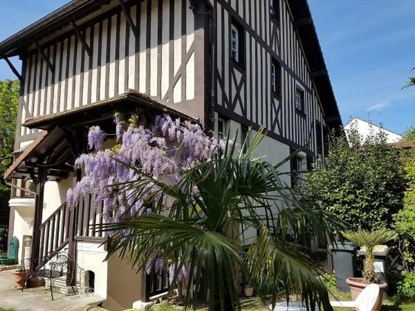 Normandy Cottage Gagny Екстер'єр фото