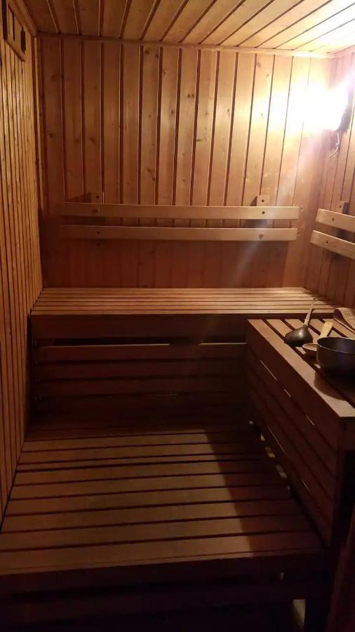 Normandy Cottage Gagny Екстер'єр фото