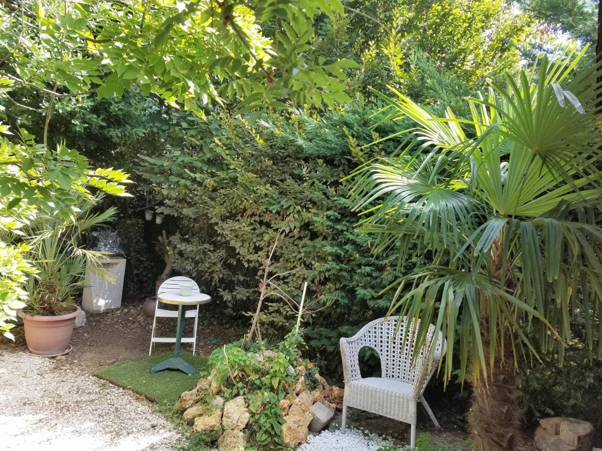 Normandy Cottage Gagny Екстер'єр фото
