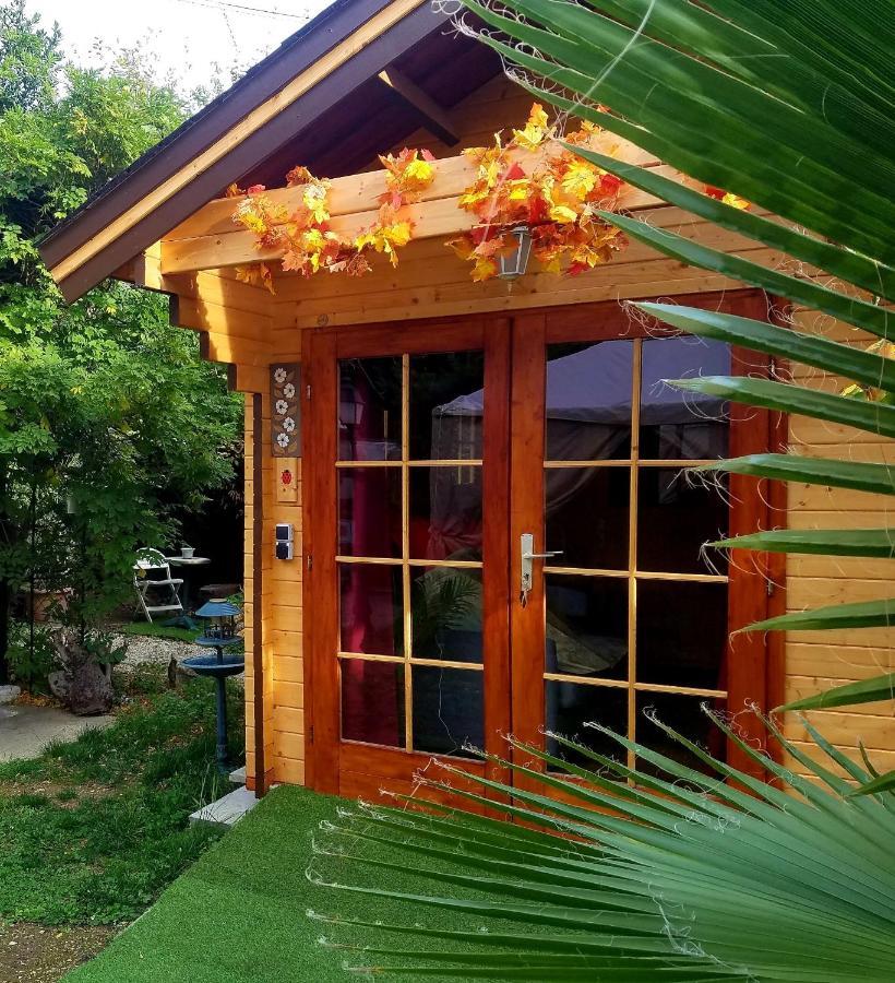 Normandy Cottage Gagny Екстер'єр фото