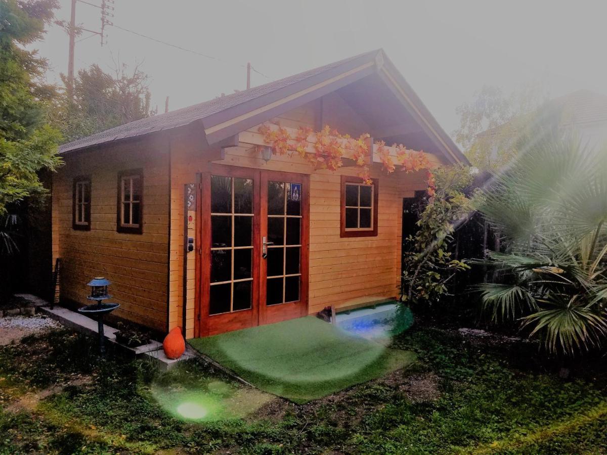 Normandy Cottage Gagny Екстер'єр фото