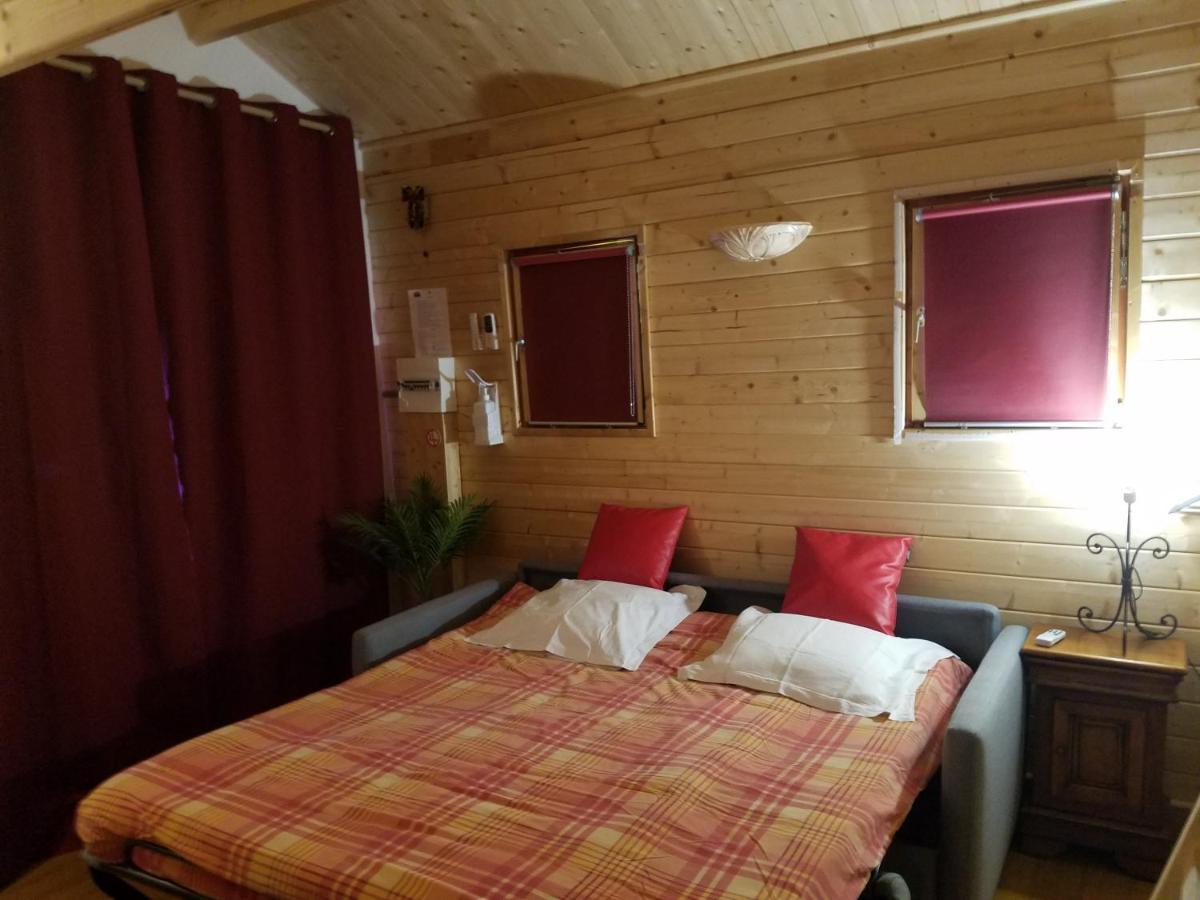 Normandy Cottage Gagny Екстер'єр фото