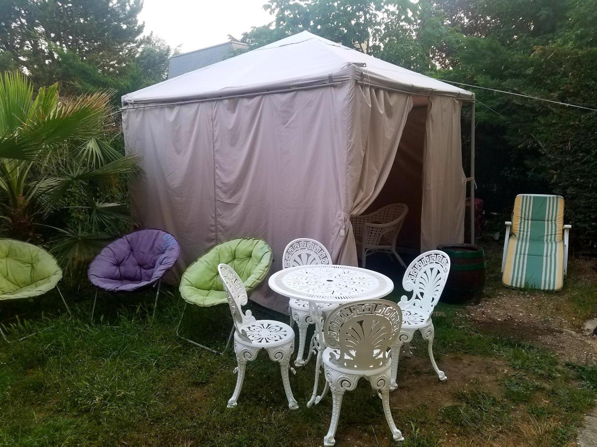 Normandy Cottage Gagny Екстер'єр фото